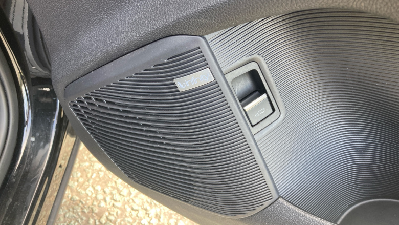 BYD Seal U 1.5 DM-i Boost 5dr Auto Estate